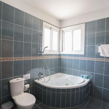 Holiday home Schoene Direkt Am
